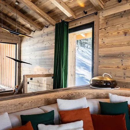 De Luxe A Avec Spa, Acces Direct Aux Pistes - Fr-1-755-23 Chalet