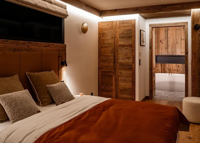 De Luxe A Avec Spa, Acces Direct Aux Pistes - Fr-1-755-23 Chalet *