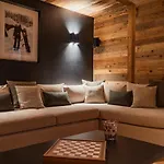 Chalet De Luxe A Avec Spa, Acces Direct Aux Pistes - Fr-1-755-23 La Plagne