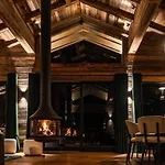 De Luxe A Avec Spa, Acces Direct Aux Pistes - Fr-1-755-23 Chalet La Plagne