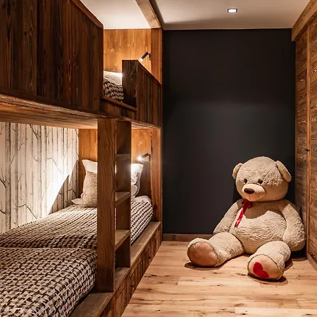 De Luxe A Avec Spa, Acces Direct Aux Pistes - Fr-1-755-23 Chalet