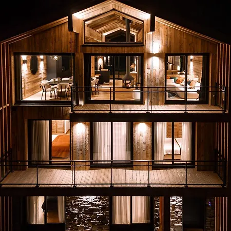 De Luxe A Avec Spa, Acces Direct Aux Pistes - Fr-1-755-23 Chalet *