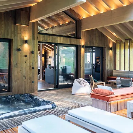 De Luxe à Avec Spa, Accès Direct Aux Pistes - Fr-1-755-23 Chalet La Plagne